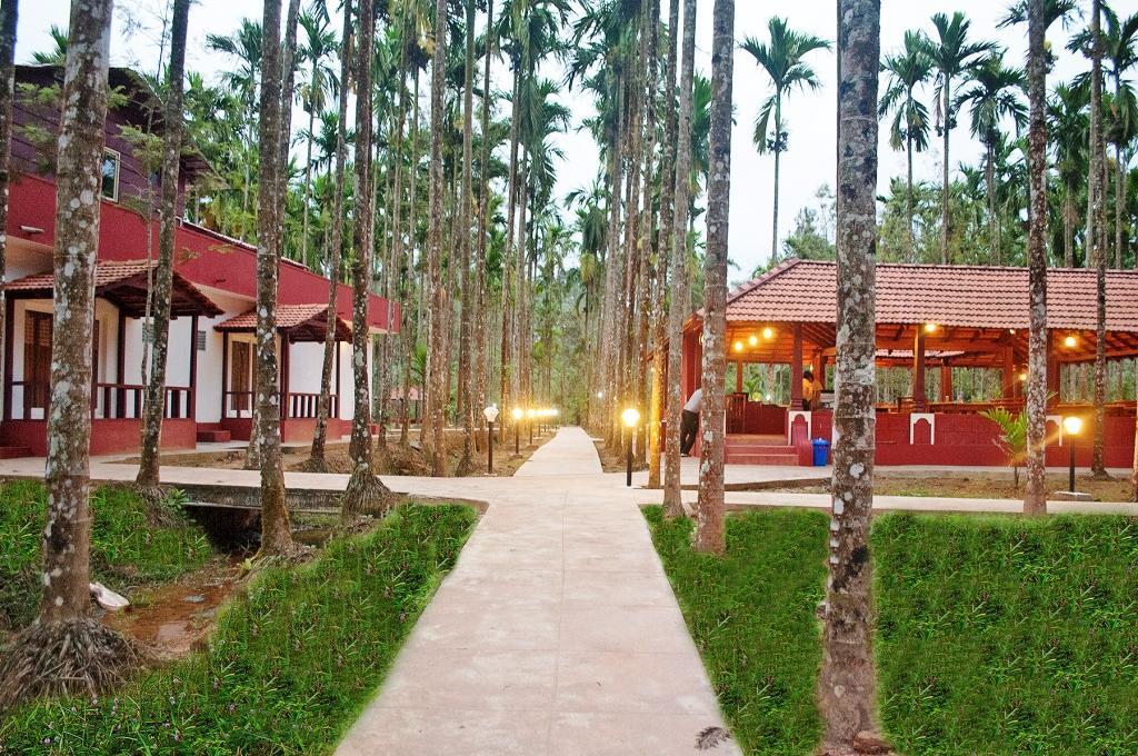 La Flora Prakruth Resort Coorg Madikeri Exterior foto